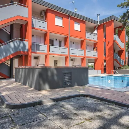 Apartment Luca Trilocale 2 *